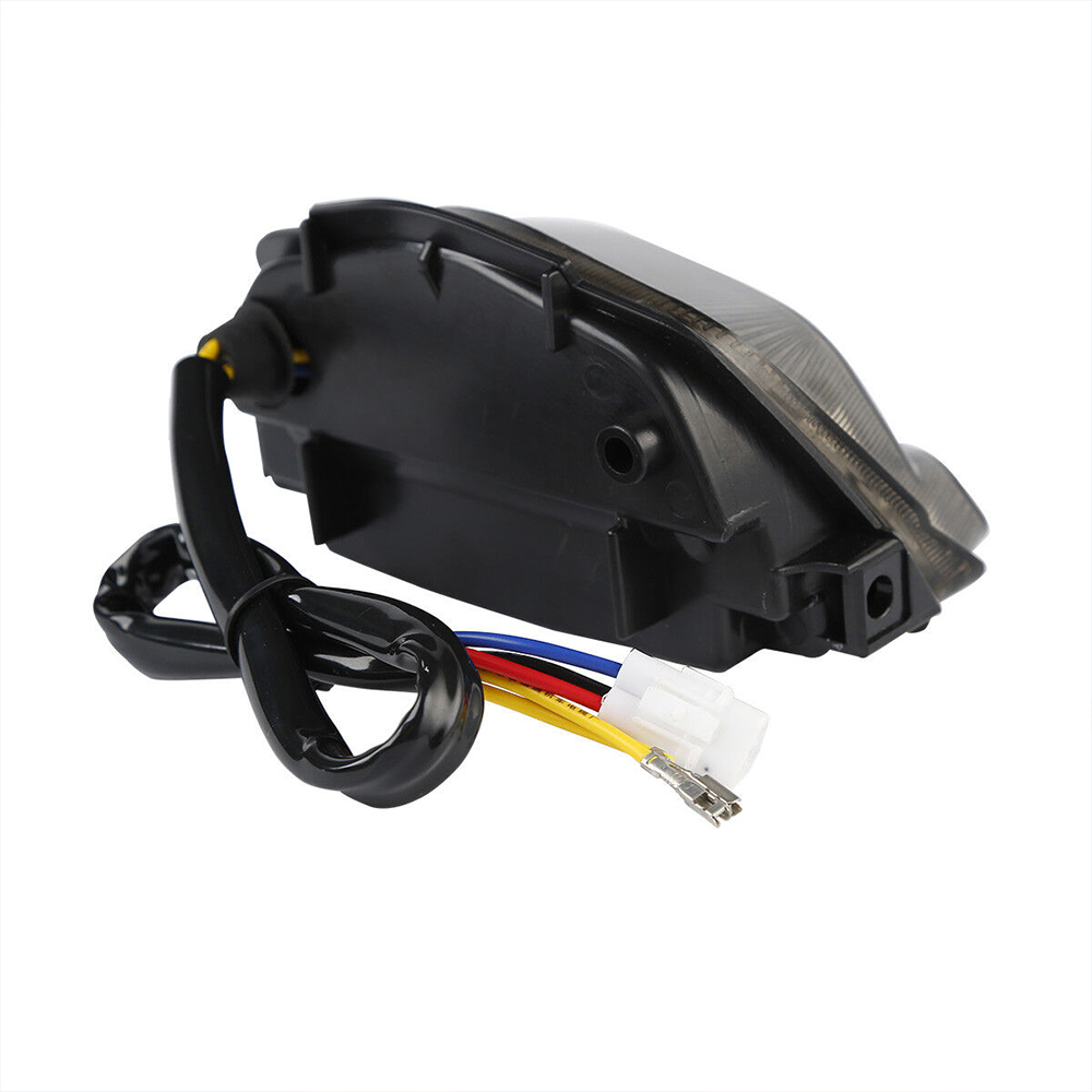 Stop Spate Led Honda CBR 1000RR 08-16 fumuriu semnalizari 5 Stop Spate Led Honda CBR 1000RR 08-16 fumuriu semnalizari - imagine 5