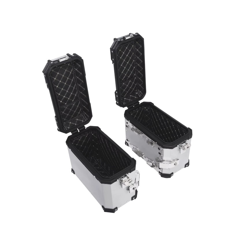 SET CUTII LATERALE BMW R1300GS 2023-2025 argintii 36L A259 2 SET CUTII LATERALE BMW R1300GS 2023-2025 argintii 36L A259 - imagine 2